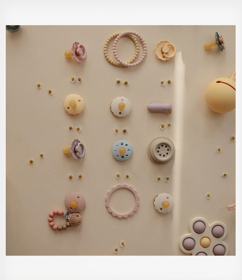 Mushie Μασητικό Σιλικόνης Pearl Bracelet 3 τεμ Mellow/Terracotta/Periwinkle - Image 3