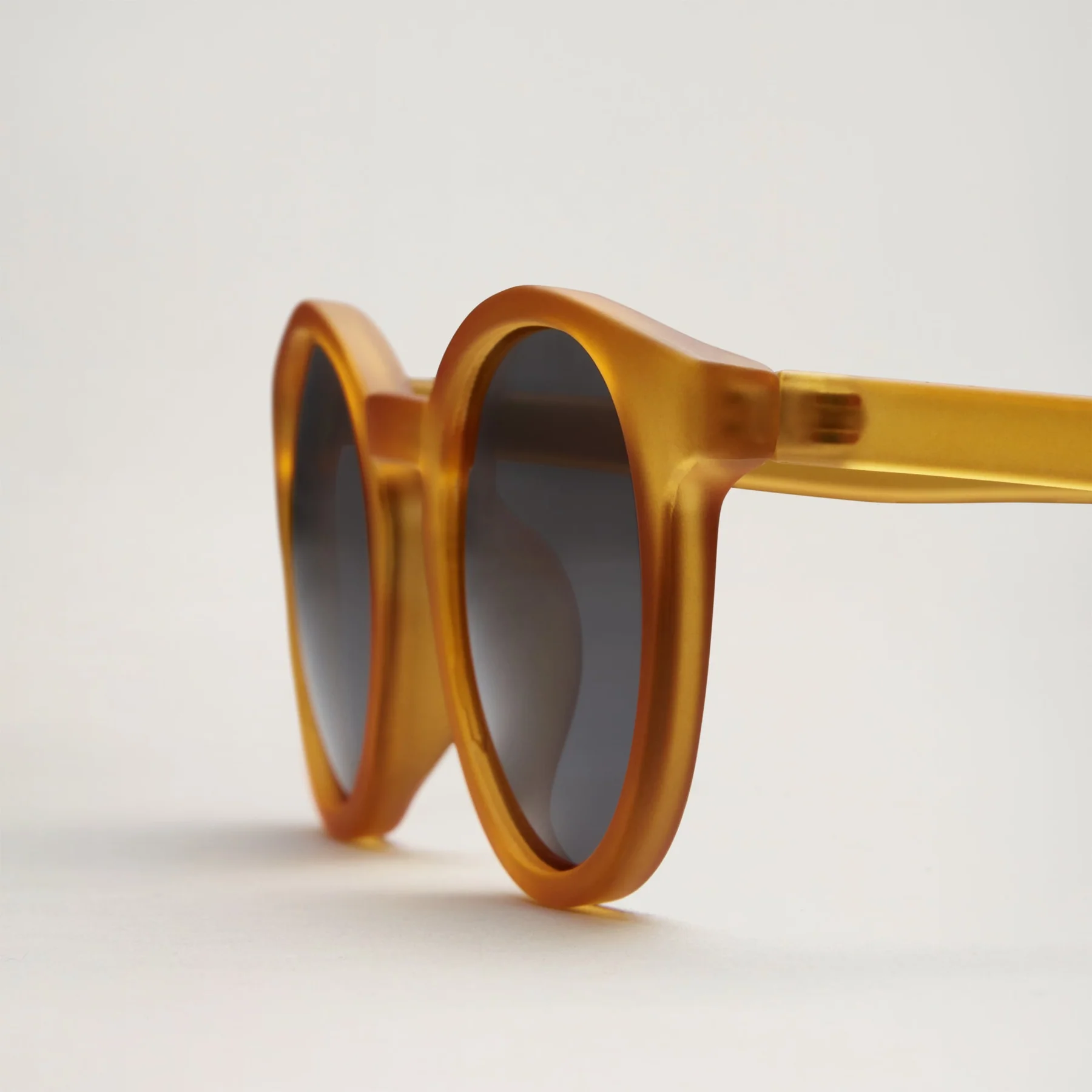 BabyMocs Γυαλιά ηλίου ενηλίκων Classic Yellow - Image 2